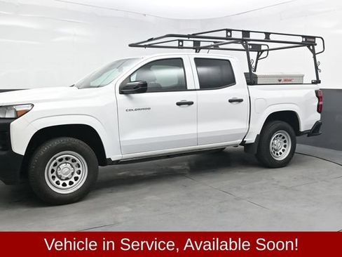 Used 2024 Chevrolet Colorado W/T w/ Safety Package RWD image 3