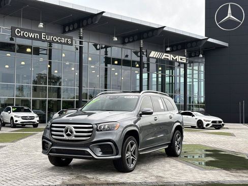 Certified 2026 Mercedes-Benz GLS 450 4MATIC image 1