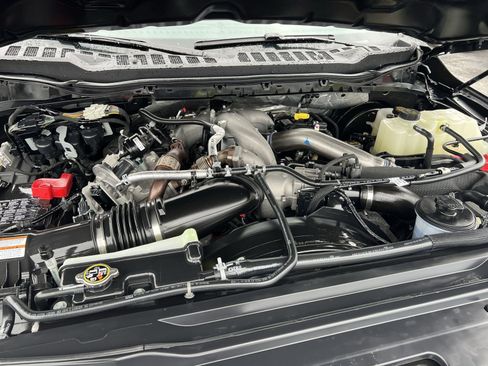 Certified 2026 Ford F250 XLT AWD/4WD image 34