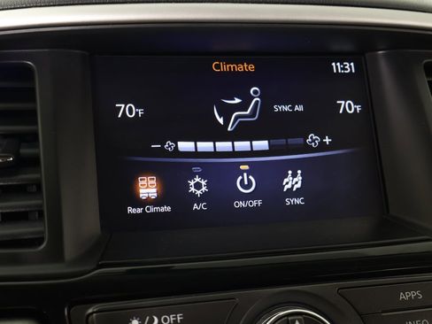 Used 2020 Nissan Pathfinder S image 38