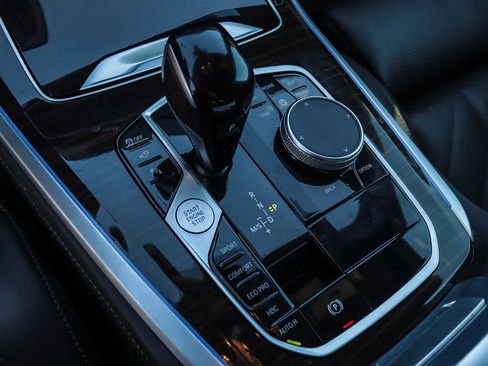 Used 2023 BMW X5 xDrive40i w/ M Sport Package image 26