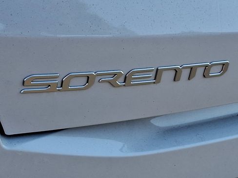 New 2026 Kia Sorento EX image 14