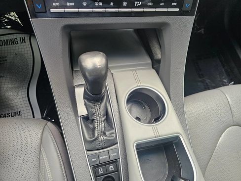 Used 2020 Toyota Avalon Limited w/ Advanced Safety Package image 13