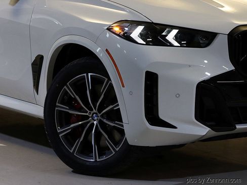 New 2026 BMW X5 M60i image 3