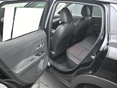 New 2026 Nissan Kicks SR image 11