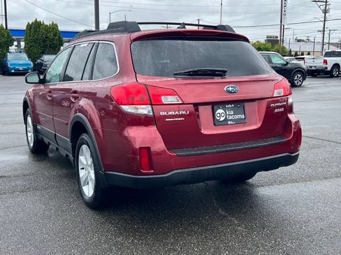 Used 2014 Subaru Outback 2.5i Premium w/ Accessory Value Package (OYZ) AWD/4WD image 9