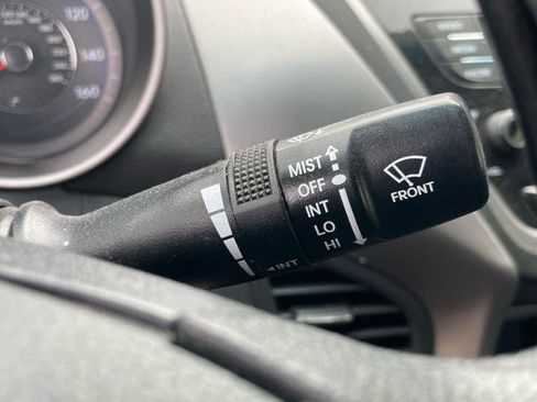 Used 2013 Hyundai Elantra image 13