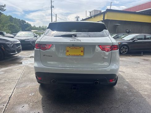 Used 2017 Jaguar F-PACE Premium AWD/4WD image 7