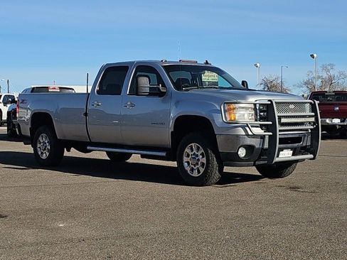 Used 2014 GMC Sierra 3500 SLT w/ SLT Convenience Package image 2