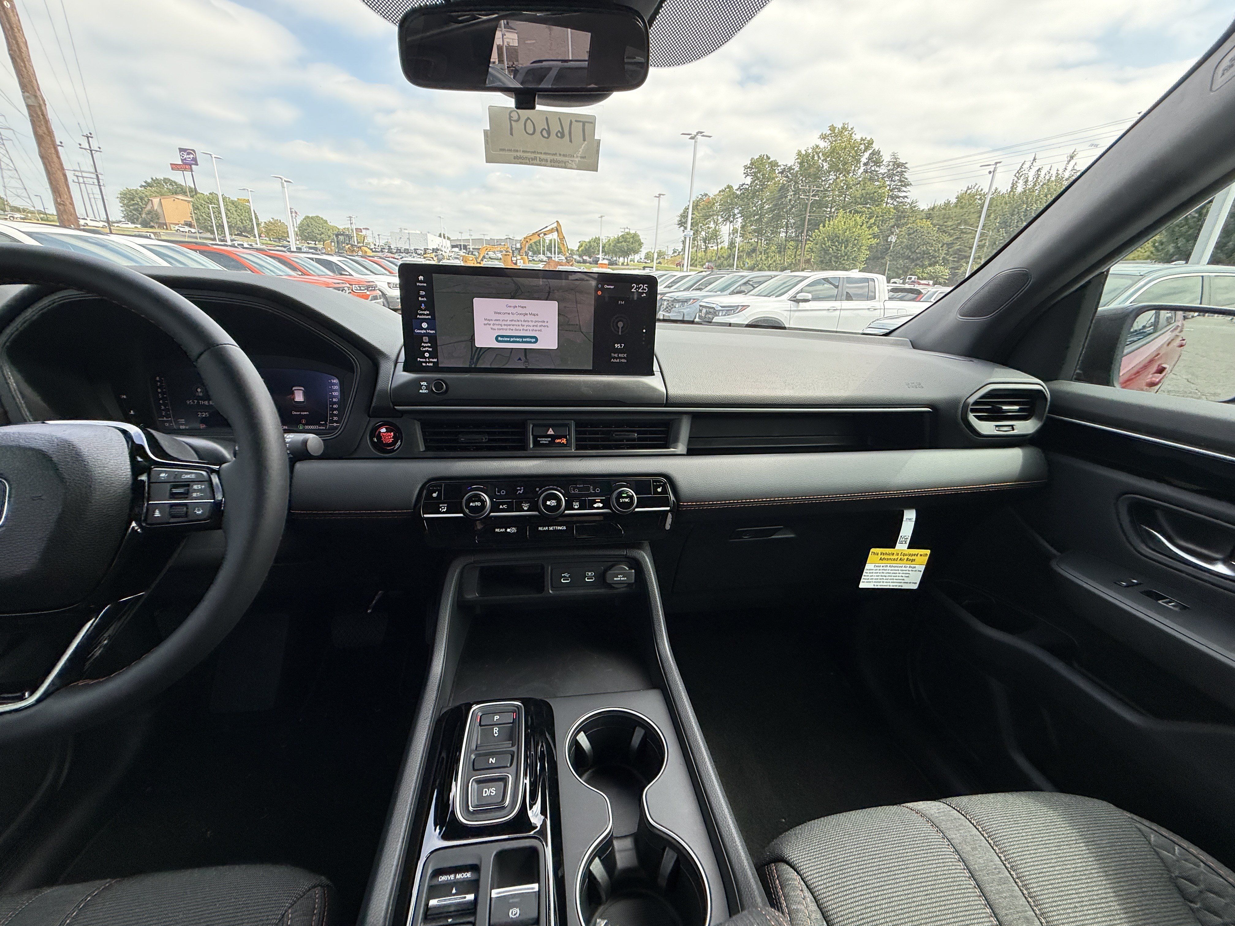 New 2026 Honda Pilot Sport image 29