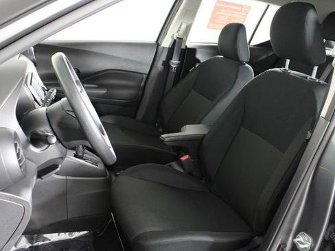 Certified 2025 Nissan Kicks Play S image 20