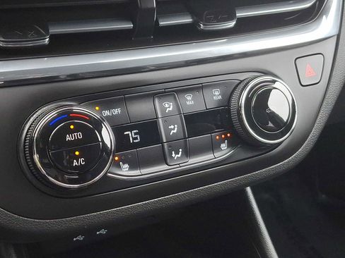 Certified 2024 Buick Envista Preferred w/ Convenience I Package image 17