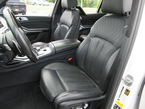 Used 2019 BMW X7 xDrive50i w/ Dynamic Handling Package AWD/4WD image 22