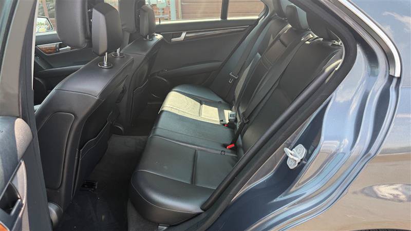 Used 2013 Mercedes-Benz C 300 Luxury 4MATIC Sedan image 21