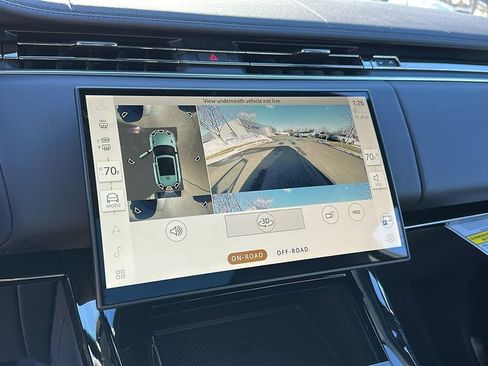 New 2026 Land Rover Range Rover Sport SE image 17