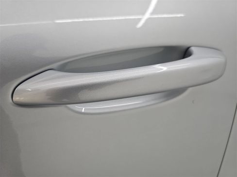 Used 2018 Porsche Macan image 51