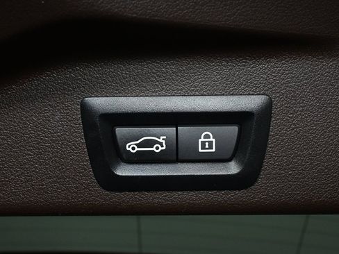 Used 2019 BMW X5 xDrive40i w/ Convenience Package image 27