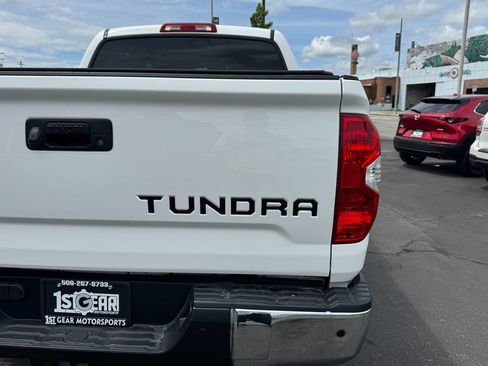 Used 2019 Toyota Tundra SR5 AWD/4WD image 11