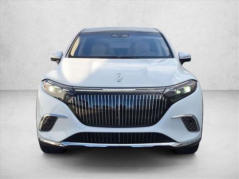 Certified 2025 Mercedes-Benz Maybach EQS 680 4MATIC image 2