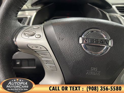 Used 2016 Nissan Murano S image 24