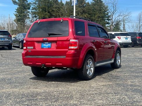 Used 2010 Ford Escape XLT image 13