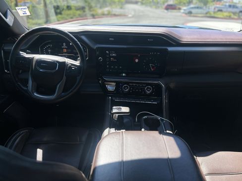 Used 2023 GMC Sierra 1500 Denali AWD/4WD image 23