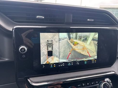 Used 2022 GMC Sierra 1500 AT4 w/ AT4 Premium Package image 26