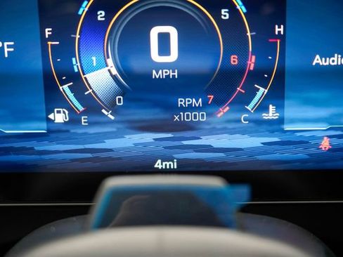 New 2026 Chevrolet Traverse LT w/ Enhanced Driving Package FWD image 35