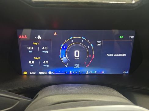 New 2025 Chevrolet Colorado ZR2 w/ Off-Road Front Bumper Package image 13