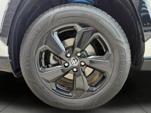 Used 2021 Toyota RAV4 XSE AWD/4WD image 7