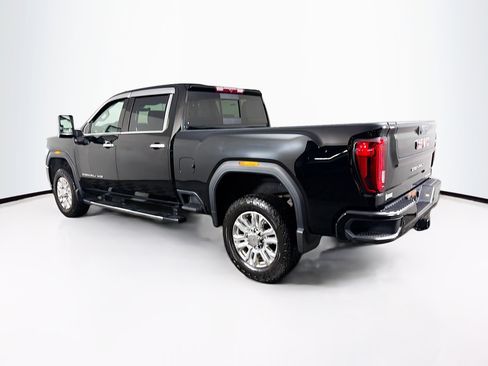 Used 2022 GMC Sierra 3500 Denali image 6