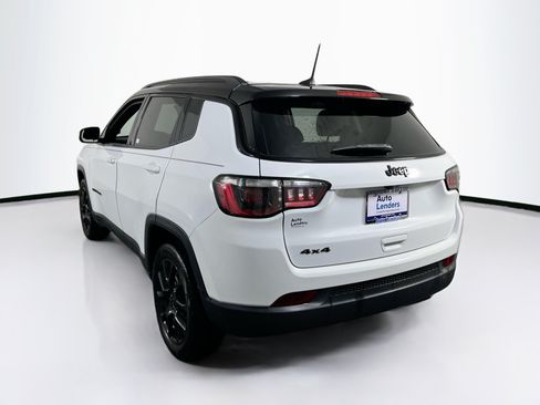 Used 2022 Jeep Compass Latitude w/ Convenience Group AWD/4WD image 7