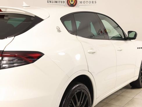 Used 2021 Maserati Levante GTS AWD/4WD image 41