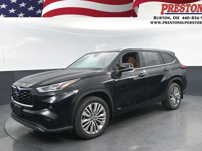 Used 2024 Toyota Highlander Platinum