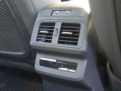 Used 2025 Audi Q5 Premium Plus w/ Premium Plus image 34