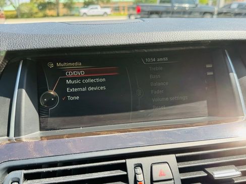Used 2014 BMW 528i Sedan RWD image 26
