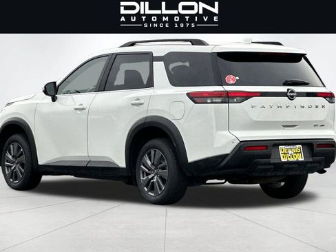 Used 2024 Nissan Pathfinder SV AWD/4WD image 6