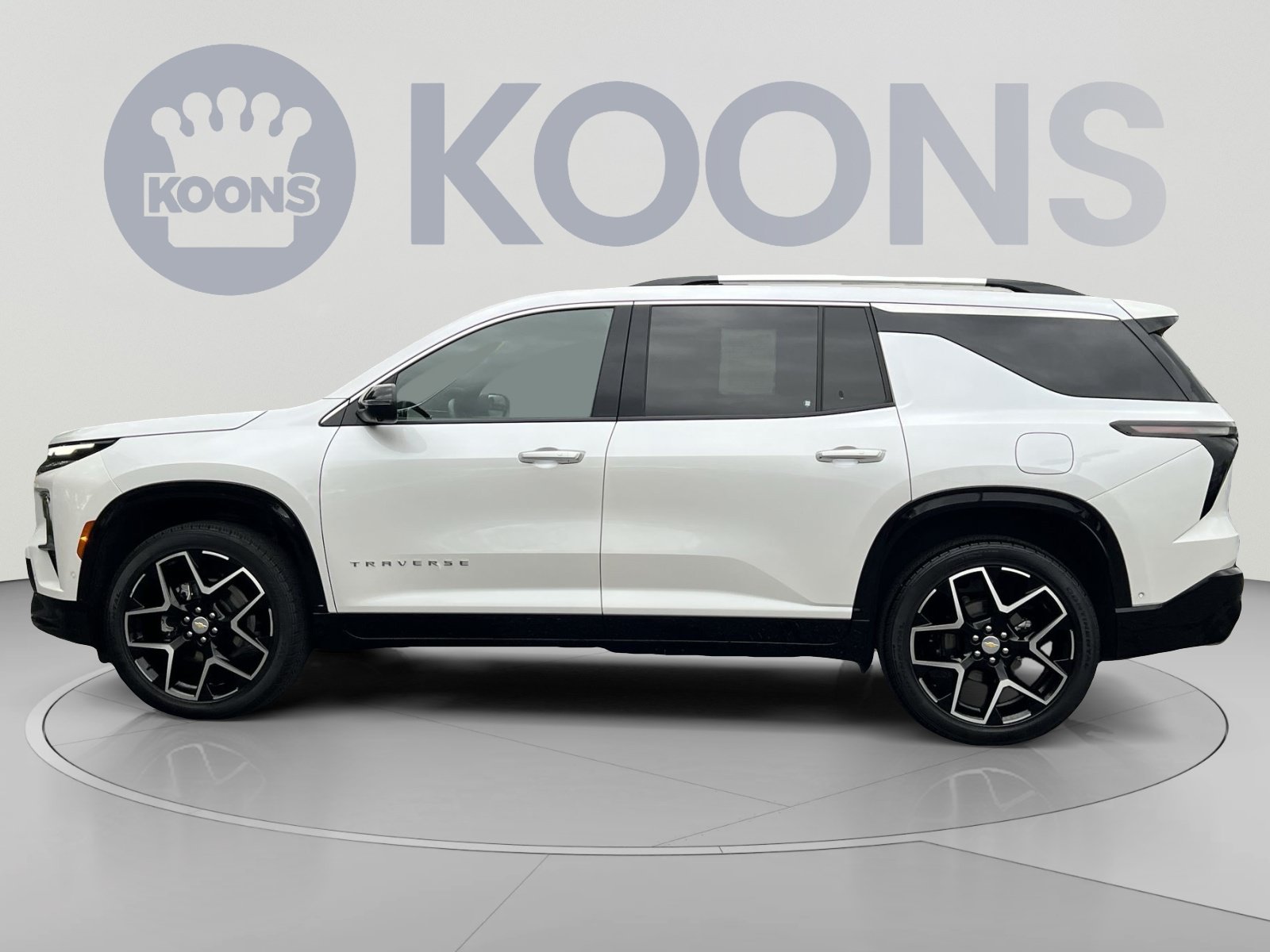 Used 2025 Chevrolet Traverse High Country AWD/4WD image 5