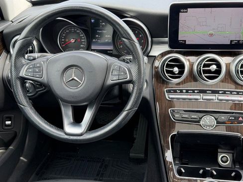 Used 2017 Mercedes-Benz C 300 4MATIC Sedan image 13
