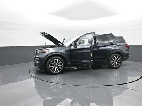 Used 2022 Ford Explorer ST-Line image 35