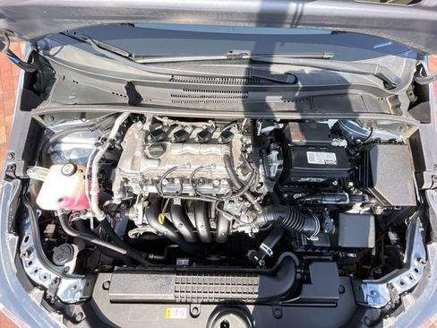Used 2022 Toyota Corolla LE FWD image 23