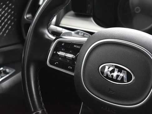 Used 2021 Kia Sorento S image 18
