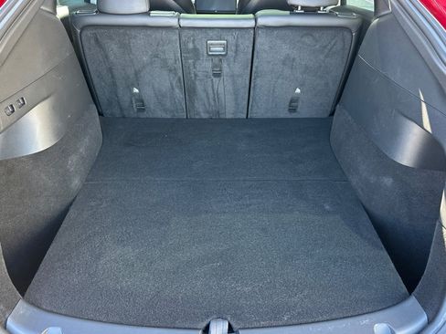 Used 2022 Tesla Model Y Long Range AWD/4WD image 17