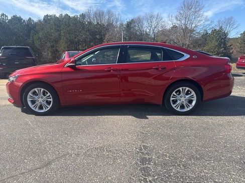 Used 2015 Chevrolet Impala LT w/ Convenience Package image 12