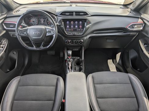 Used 2023 Chevrolet TrailBlazer RS w/ Sun and Liftgate Package FWD image 19