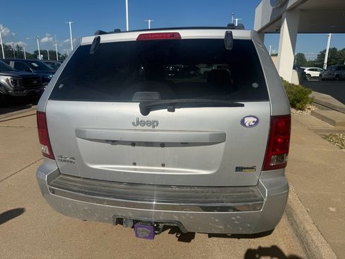 Used 2008 Jeep Grand Cherokee Limited w/ Trailer Tow Group IV AWD/4WD image 9