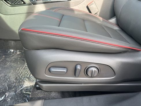 New 2026 Chevrolet TrailBlazer RS w/ Convenience Package image 13