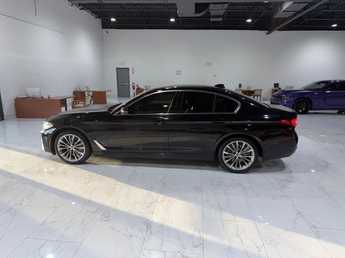 Used 2023 BMW 530i w/ Convenience Package RWD image 11