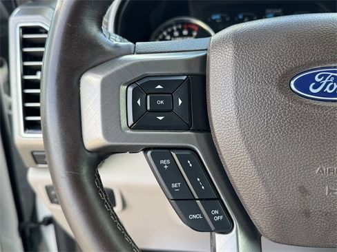 Used 2020 Ford F150 Limited w/ Trailer Tow Package image 12