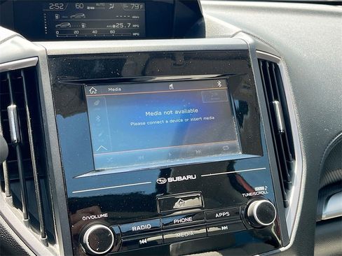 Used 2024 Subaru Forester Premium image 14